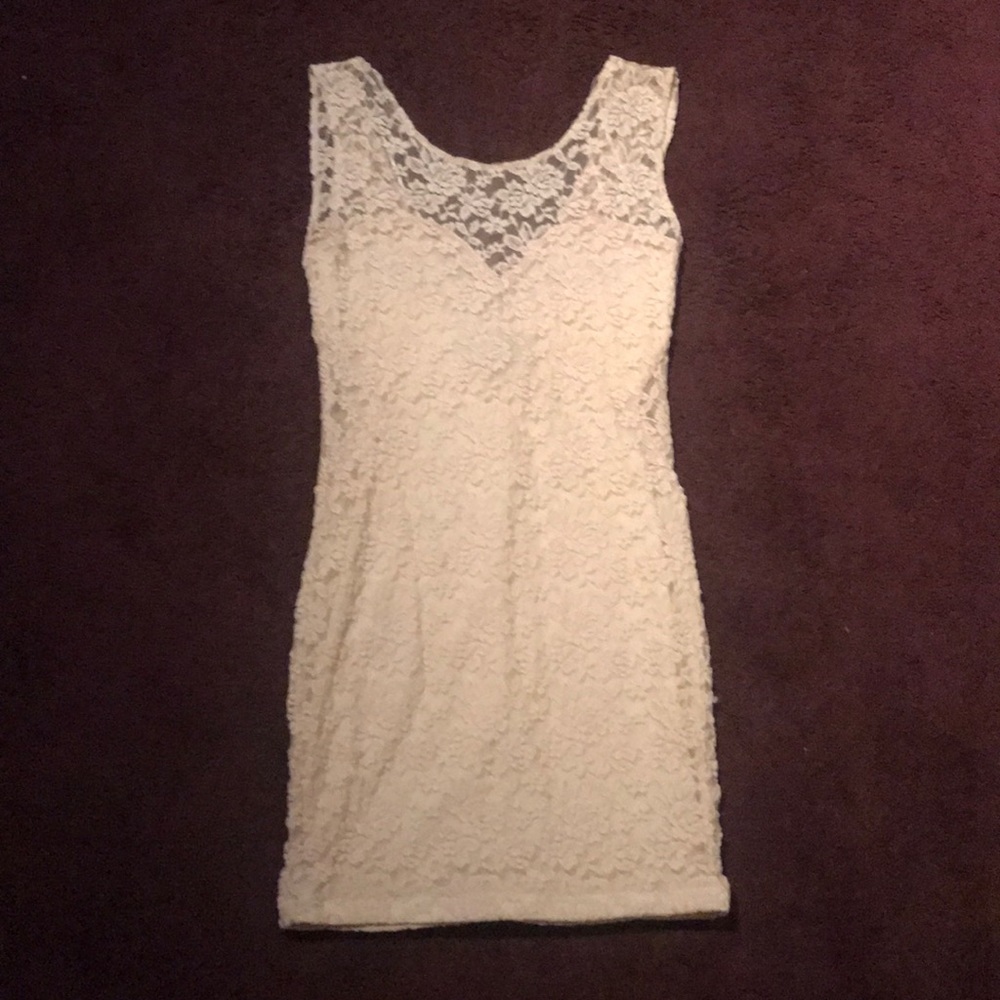 Ivory lace short dress